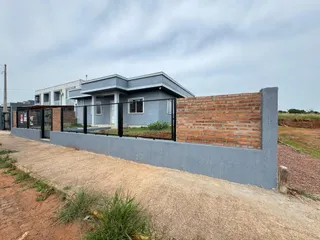 Casa com 2 dormitórios, foto 1
