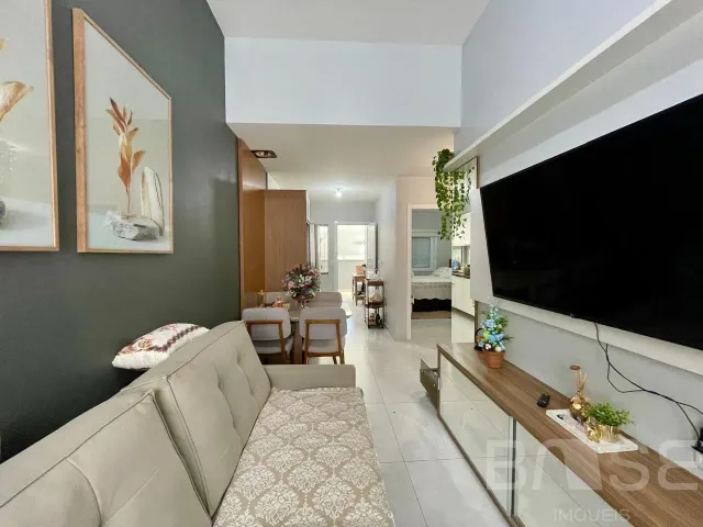 Casa geminada com 2 dormitórios