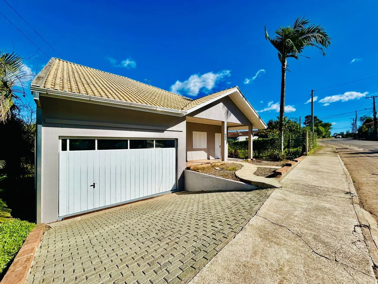 Casa com 2 dormitórios, foto 1
