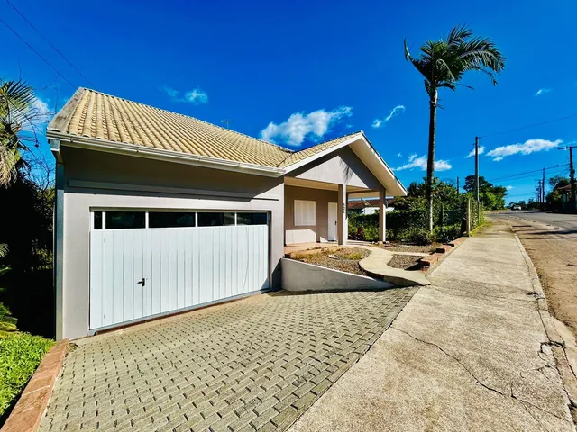 Casa com 2 dormitórios