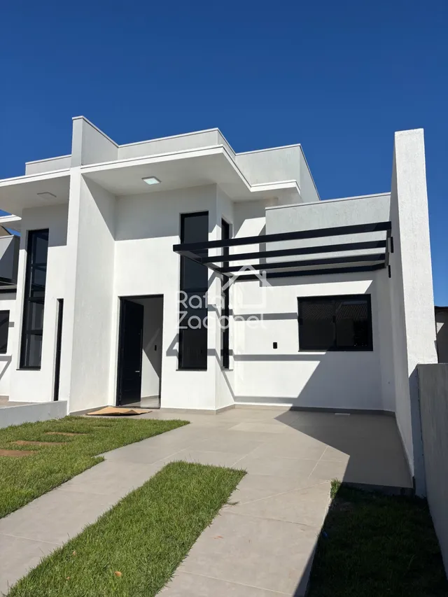 Casa geminada com 2 dormitórios