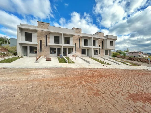 Fachada moderna de um imóvel residencial em construção em Lajeado.