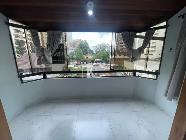 Apartamento com 3 dormitórios, foto 3