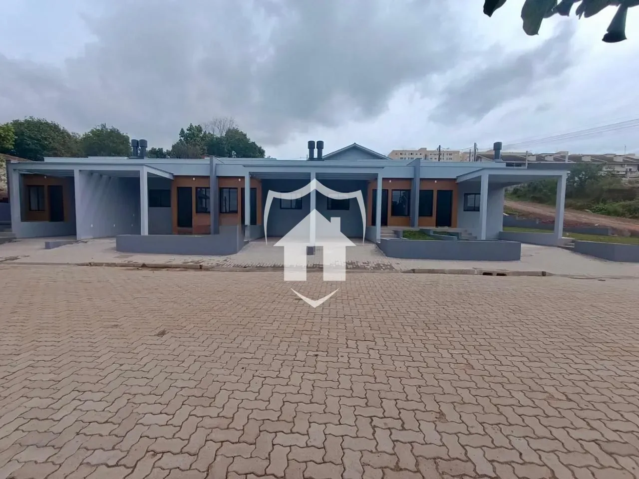 Casa geminada com 2 dormitórios, foto 1