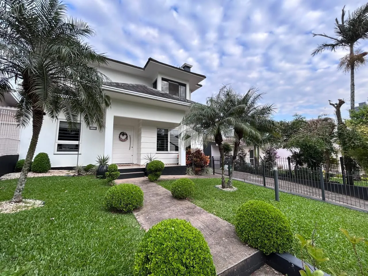 Casa com 3 dormitórios, foto 1