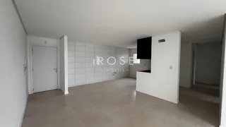 Apartamento com 2 dormitórios, foto 4