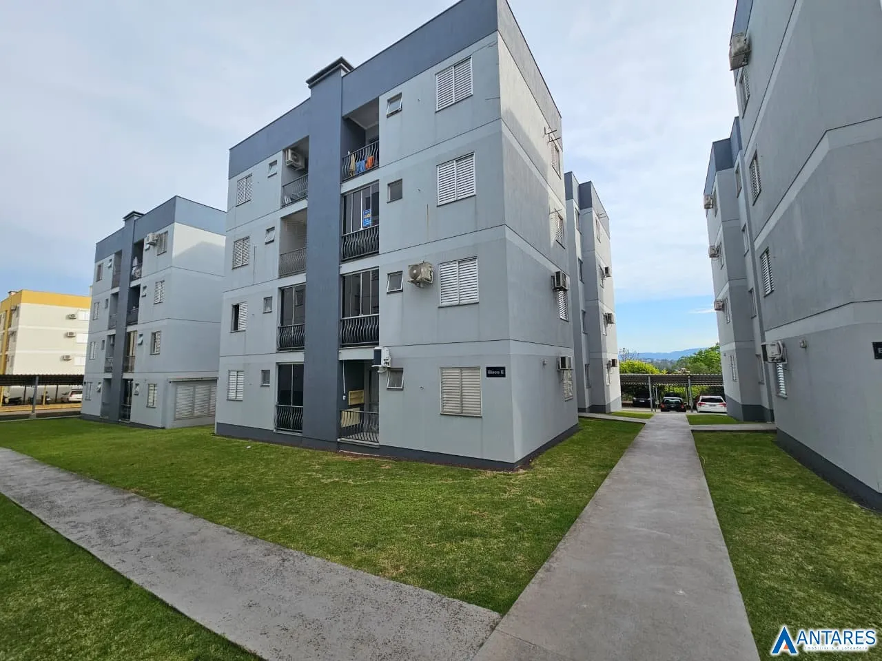 Apartamento com 2 dormitórios, foto 1