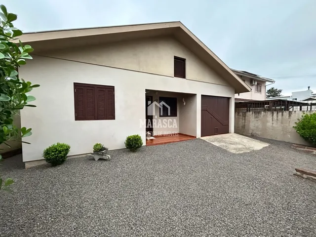 Casa com 3 dormitórios