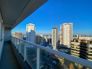 Vista panorâmica da cidade de Lajeado observada a partir de um terraço.