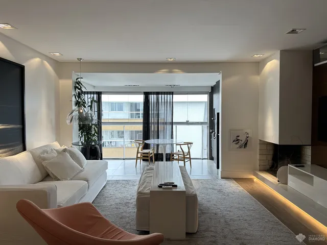 Apartamento com 3 dormitórios, foto 2