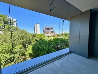 Vista da paisagem verde e edifícios na Lajeado, Brasil.