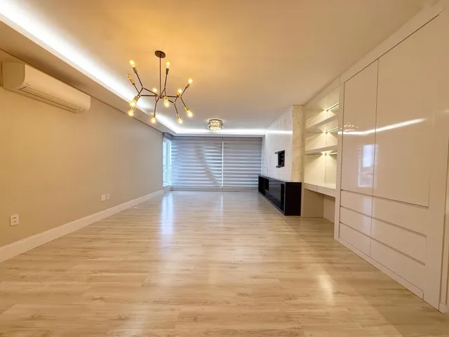 Apartamento com 3 dormitórios