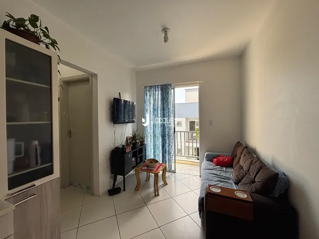 Apartamento com 2 dormitórios, foto 2