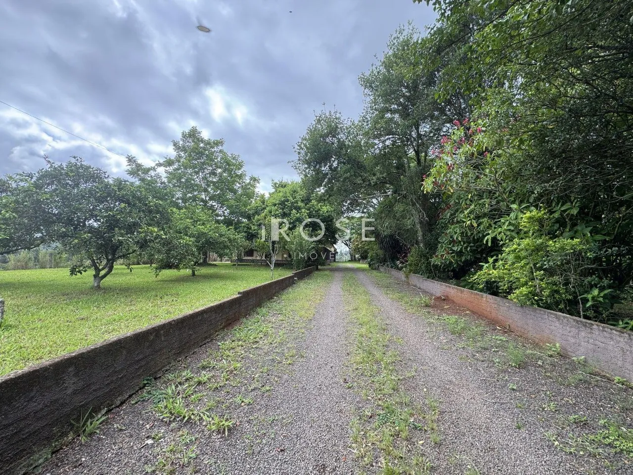 Área rural com 4 dormitórios, foto 1