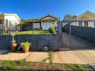 Casa com 3 dormitórios, foto 1