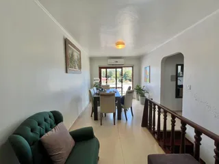 A sala de jantar e estar de uma residência em Lajeado, Brasil.