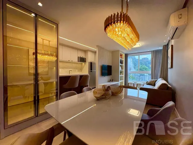 Apartamento com 2 dormitórios, foto 2
