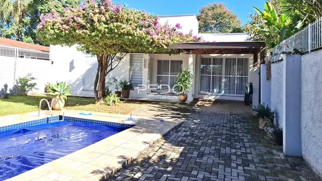 Casa com 3 dormitórios