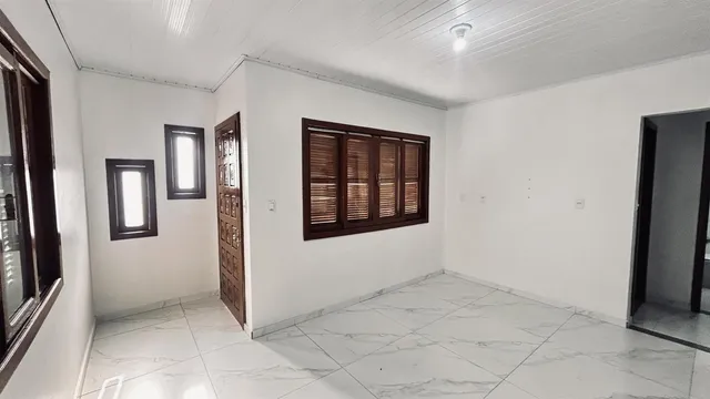 Casa com 4 dormitórios, foto 3