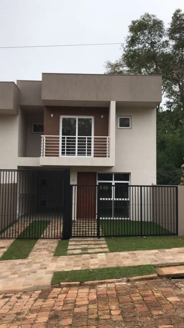 Sobrado com 3 dormitórios