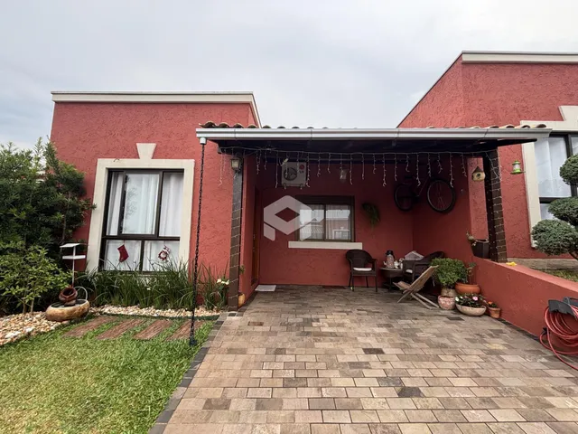 Casa geminada com 3 dormitórios