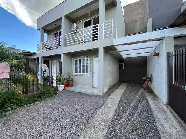 Sobrado com 2 dormitórios