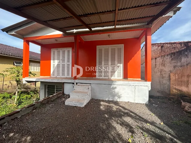 Casa com 4 dormitórios