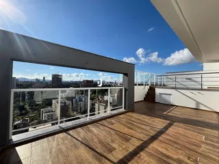 Vista da varanda de um imóvel em Lajeado, Brasil com piso de madeira.