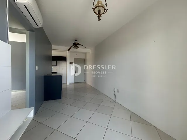 Apartamento com 2 dormitórios, foto 3