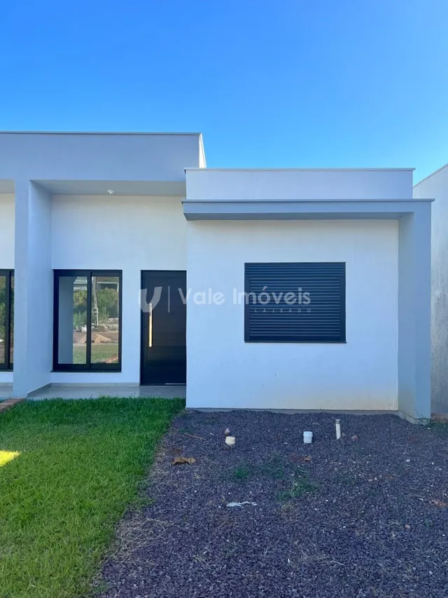 Casa geminada com 2 dormitórios