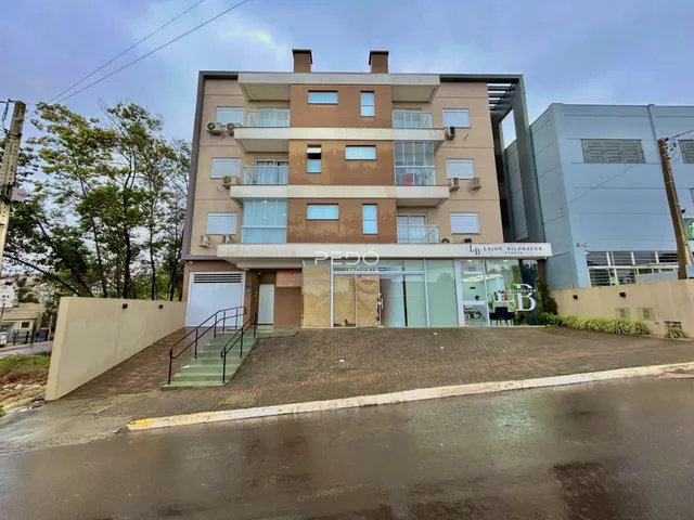 Fachada de um prédio residencial em Lajeado, Brasil.