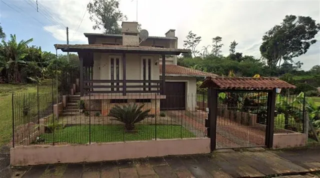 Casa com 3 dormitórios