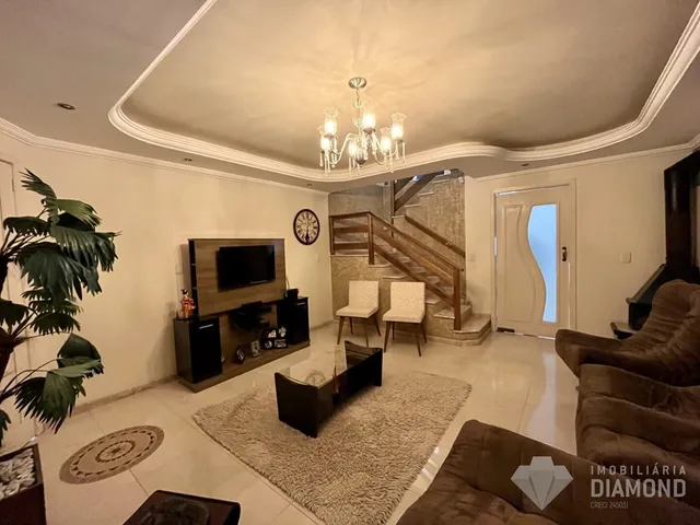 Casa com 4 dormitórios, foto 2