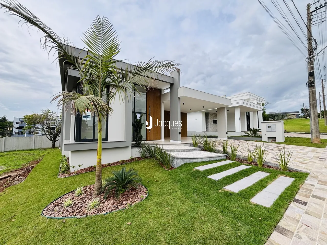 Casa com 3 dormitórios, foto 1