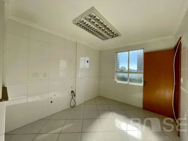 Apartamento com 3 dormitórios, foto 4