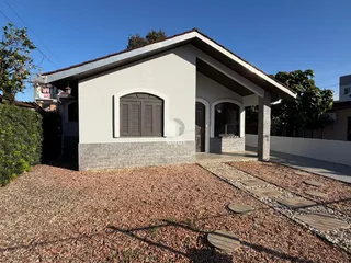 Casa com 3 dormitórios, foto 2