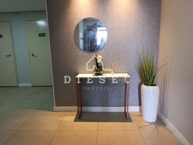 Apartamento com 2 dormitórios, foto 2