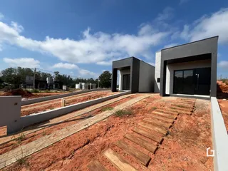 Vista externa de uma residência em construção em Lajeado, Brasil.