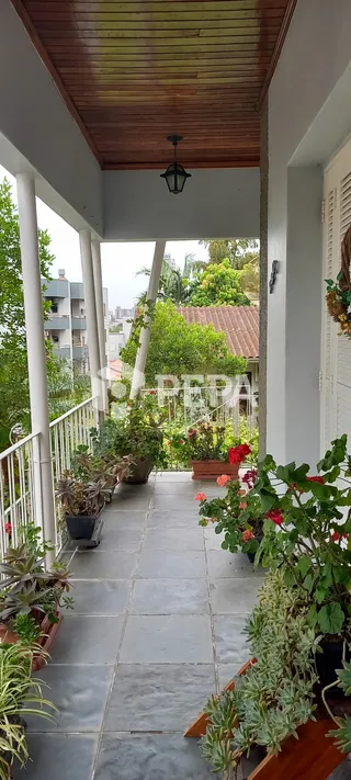 Casa com 4 dormitórios, foto 2