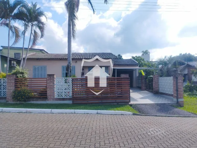 Casa com 2 dormitórios