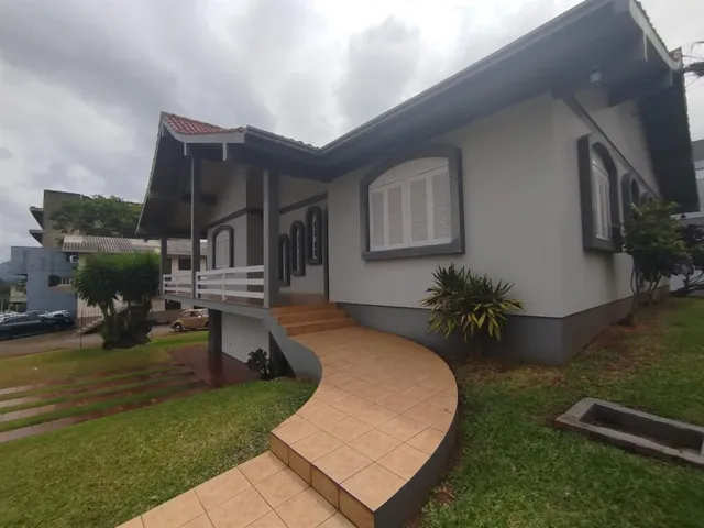 Casa com 4 dormitórios, foto 2