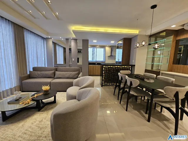 Apartamento com 3 dormitórios