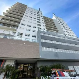 Fachada de um prédio residencial em Lajeado, Brasil.