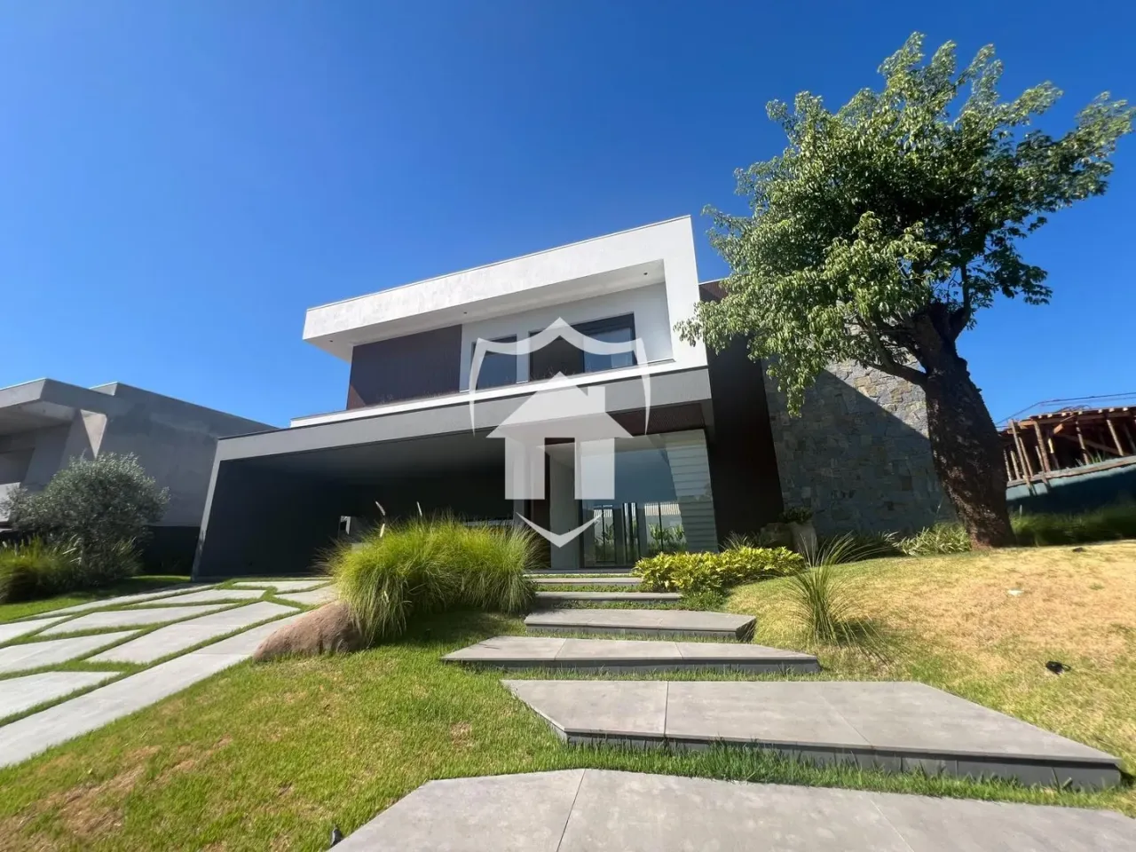 Casa com 3 dormitórios, foto 1