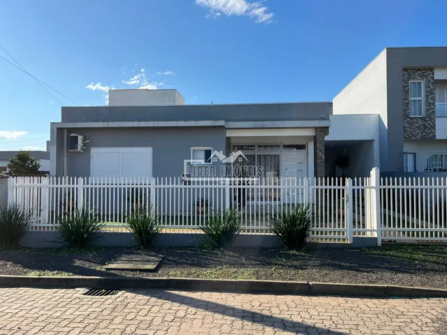 Casa com 2 dormitórios