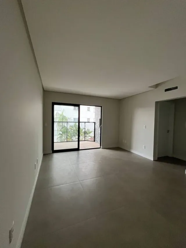 Apartamento com 2 dormitórios