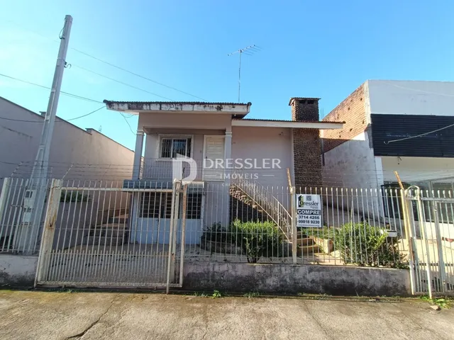 Casa com 3 dormitórios