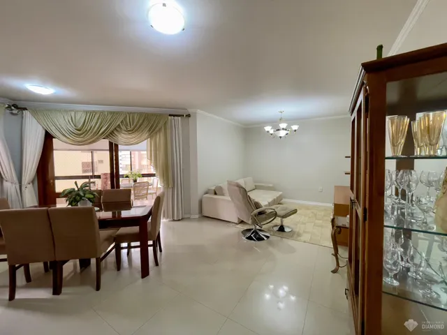 Apartamento com 2 dormitórios, foto 3