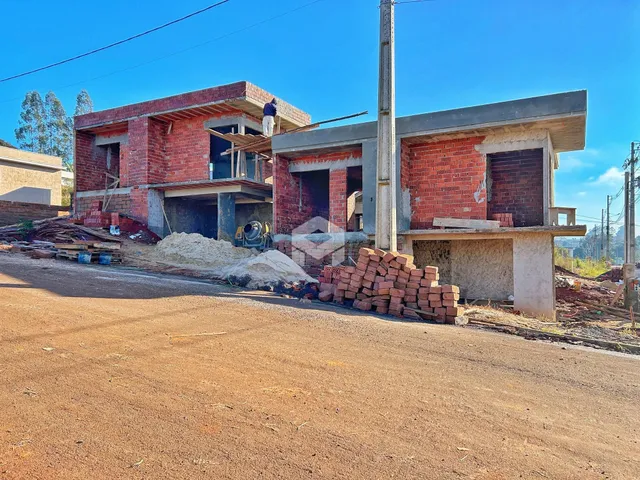 Fachada de uma residência em construção em Lajeado, Brasil.