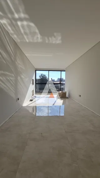 Apartamento com 3 dormitórios, foto 1
